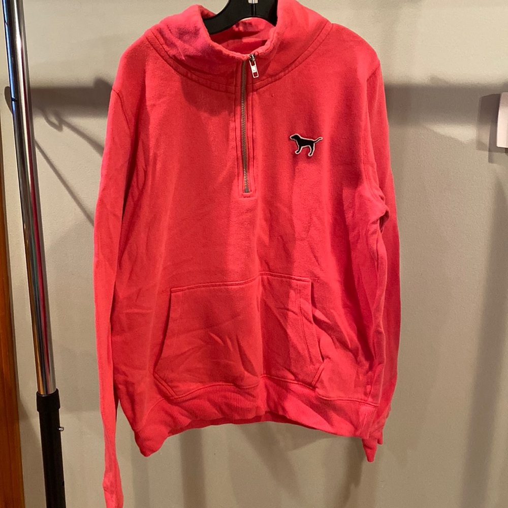 Neon pink 1/4 zip sweatshirt. Lightly worn. Size M.